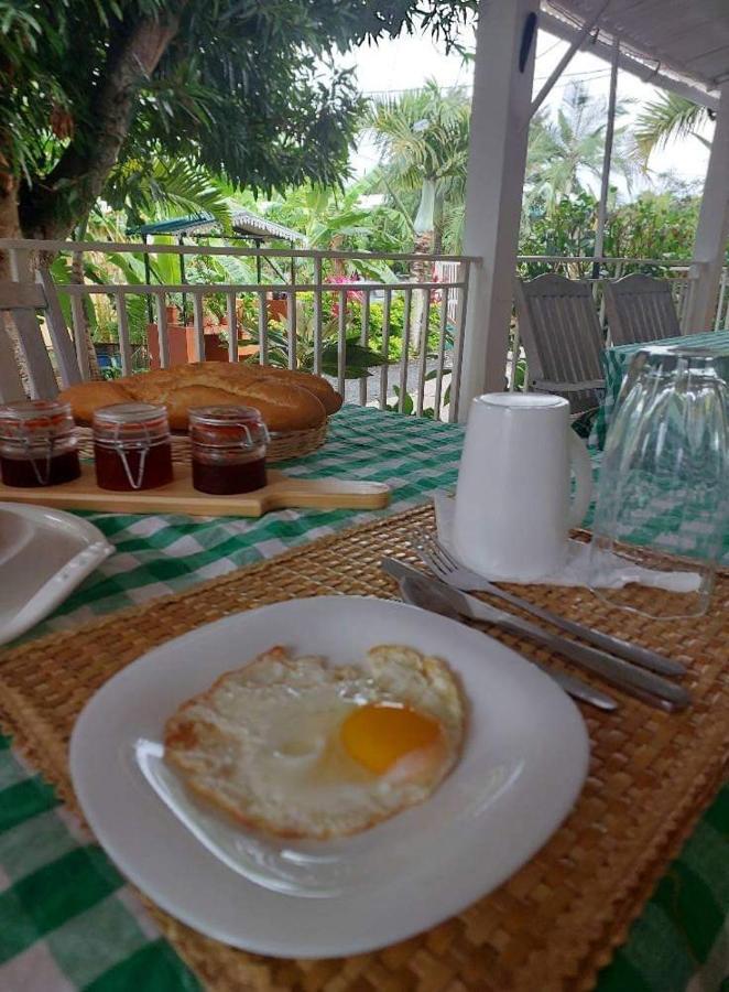 Ohana Guest House Port Mathurin Eksteriør bilde